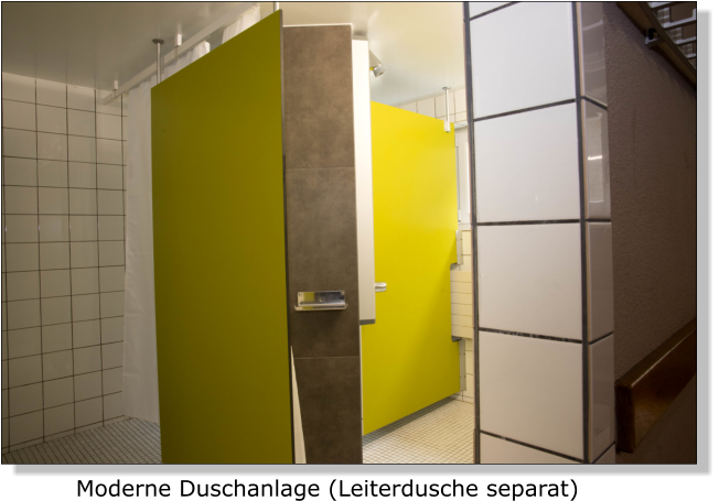Moderne Duschanlage (Leiterdusche separat)